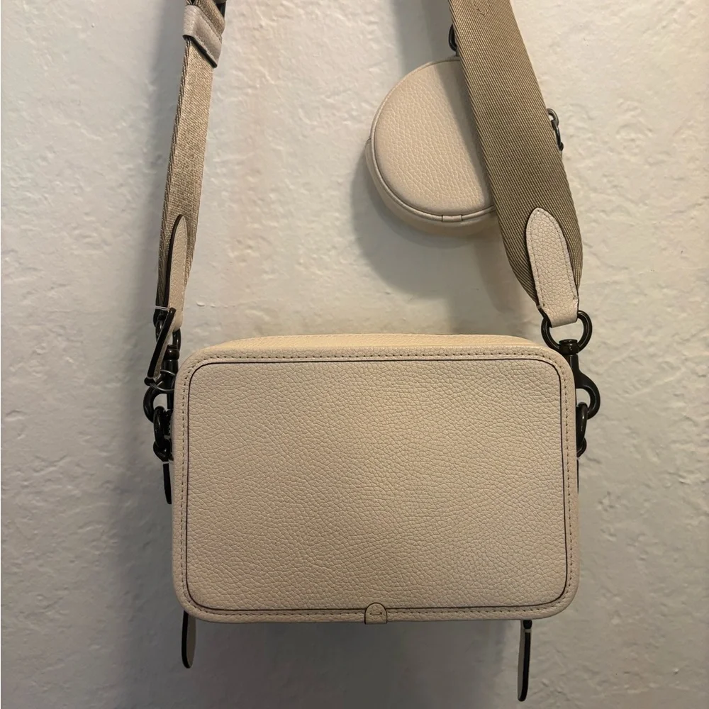 Coach Charter Crossbody - Picture 5 of 8